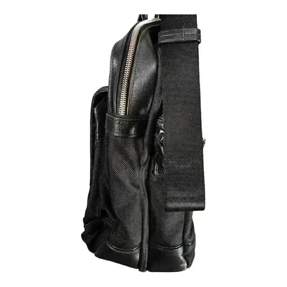 Tumi Bedford T-Pass Carlton Briefcase Black Nylon Leather 29256D